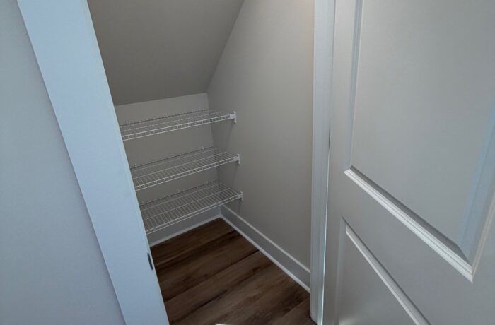 BVP 345 Nicklaus Pantry